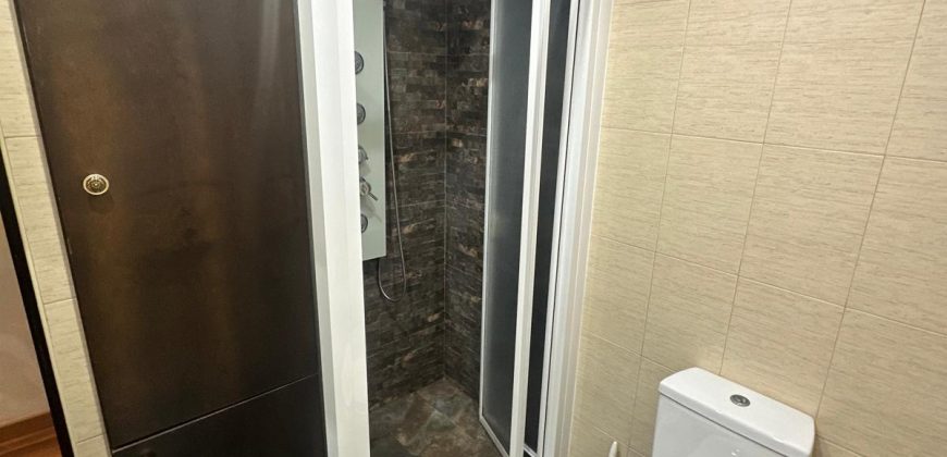 PISO BAJO CON ASCENSOR