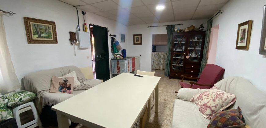 OPORTUNIDAD DE CHALET EN LA VENTA EL RITMO.- CTRA. MORON – MARCHENA!