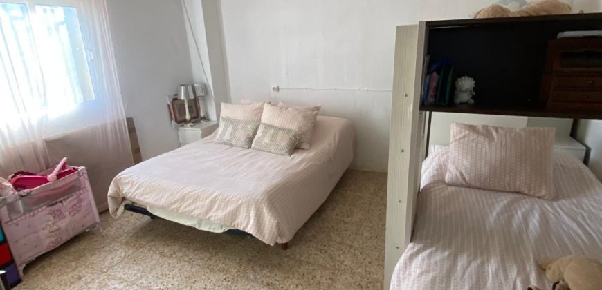 OPORTUNIDAD DE CHALET EN LA VENTA EL RITMO.- CTRA. MORON – MARCHENA!