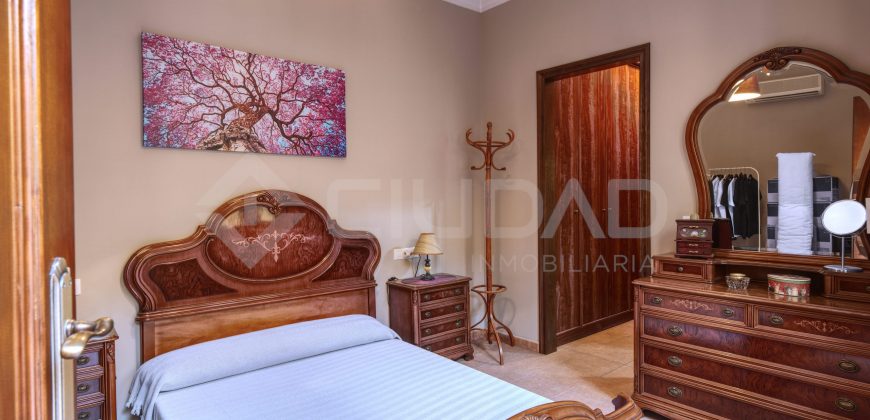 CASA EN VENTA EN EL RETIRO, EN MAIRENA DEL ALCOR.