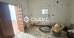 CASA CON SALIDA A 2 CALLES — OPORTUNIDAD DE INVERSIÓN EN EL CENTRO DE LEBRIJA