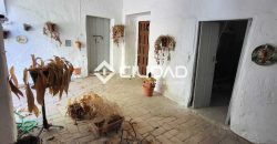 CASA SEÑORIAL EN PLENO CENTRO DE LEBRIJA — GRAN OPORTUNIDAD DE PROYECTO