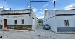 En Venta Casa en esquina – Zona Parque de la Oña, Trebujena (Cádiz)