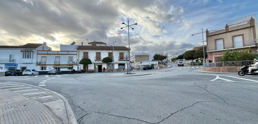En Venta Casa en esquina – Zona Parque de la Oña, Trebujena (Cádiz)