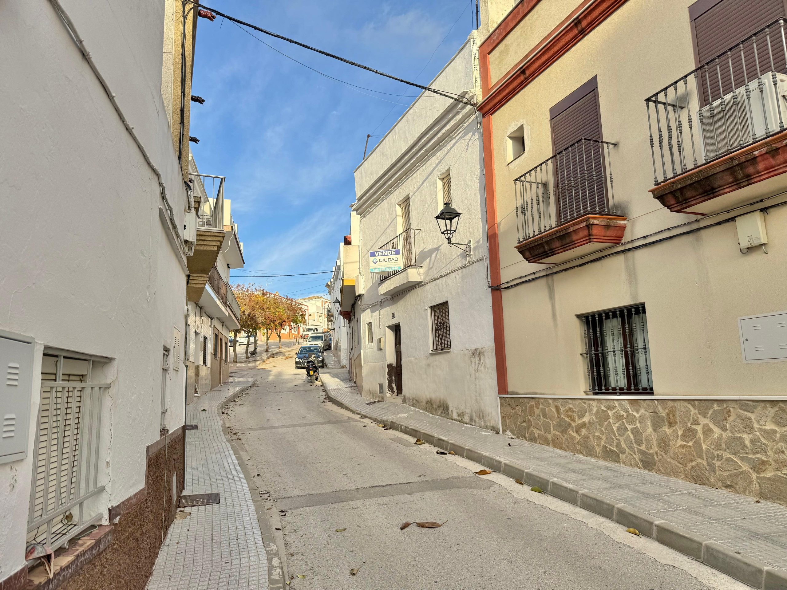 Casa independiente en venta – Zona Parque de la Toya, Trebujena (Cádiz)