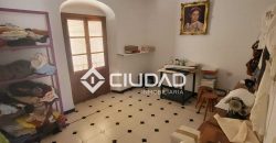 CASA SEÑORIAL EN PLENO CENTRO DE LEBRIJA — GRAN OPORTUNIDAD DE PROYECTO