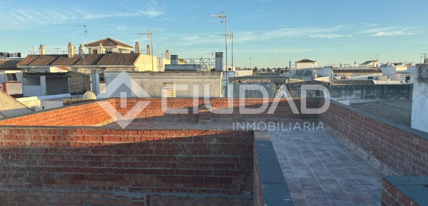 Edificio en bruto de 4 viviendas (Barrio Alto)