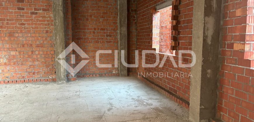 Edificio en bruto de 4 viviendas (Barrio Alto)