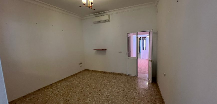 CASA DE DOS PLANTAS EN FUENTES DE ANDALUCÍA