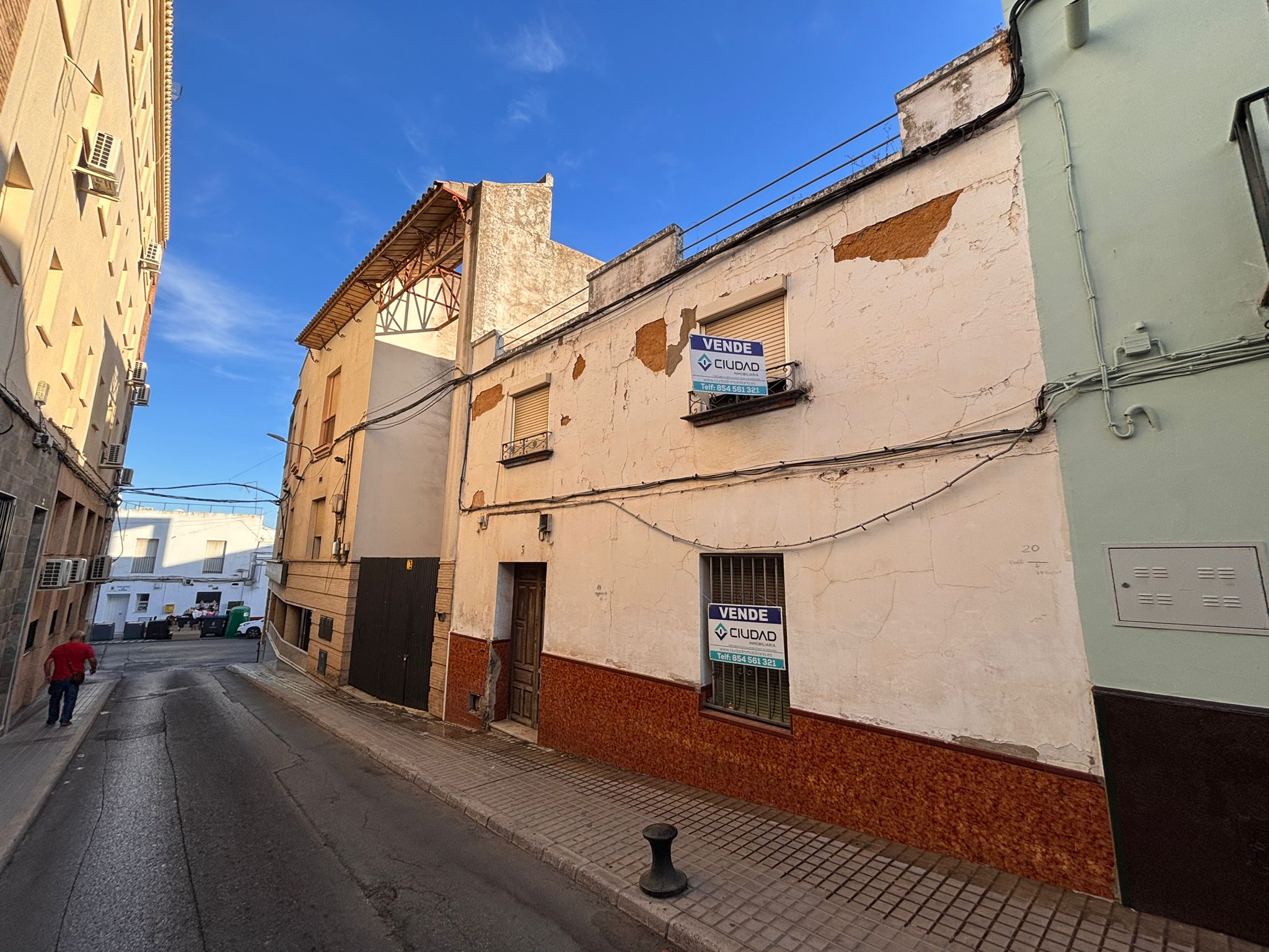 CASA DE DOS PLANTAS EN EL VISO DEL ALCOR.