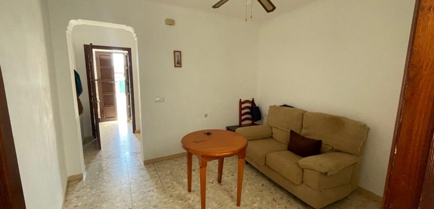 CASA DE DOS PLANTAS EN FUENTES DE ANDALUCÍA