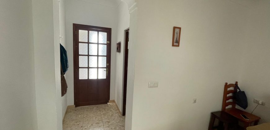 CASA DE DOS PLANTAS EN FUENTES DE ANDALUCÍA