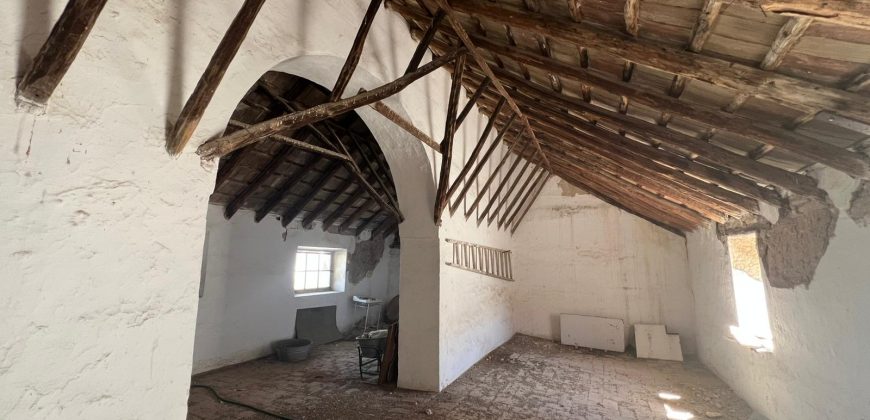 GRAN CASA EN FUENTES DE ANDALUCÍA