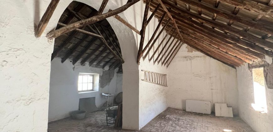 GRAN CASA EN FUENTES DE ANDALUCÍA