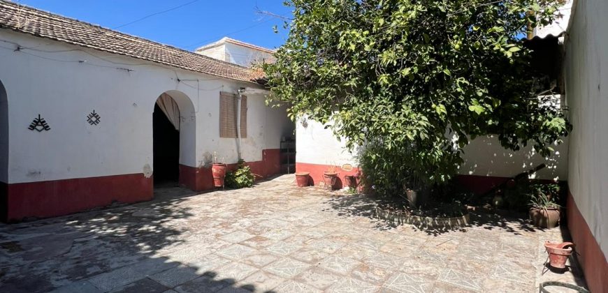 GRAN CASA EN FUENTES DE ANDALUCÍA