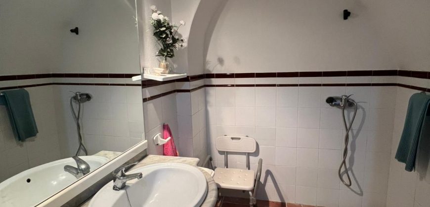 GRAN CASA EN FUENTES DE ANDALUCÍA