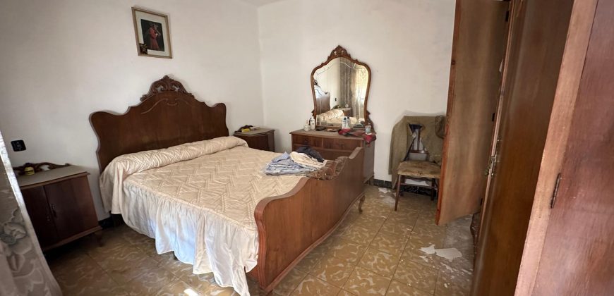 CASA EN BARRIO LA GUITA