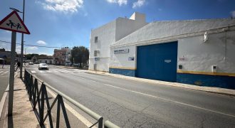 NAVE EN CARRETERA DE CARMONA