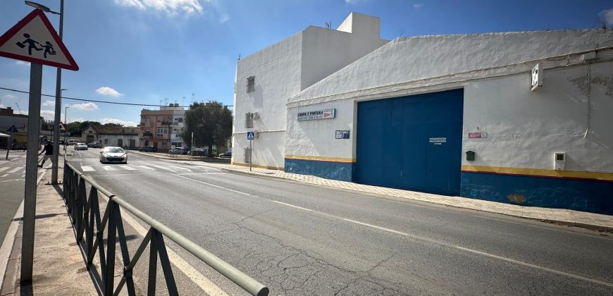 NAVE EN CARRETERA DE CARMONA
