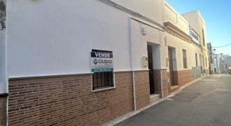 CASA EN BARRIO SAN MIGUEL