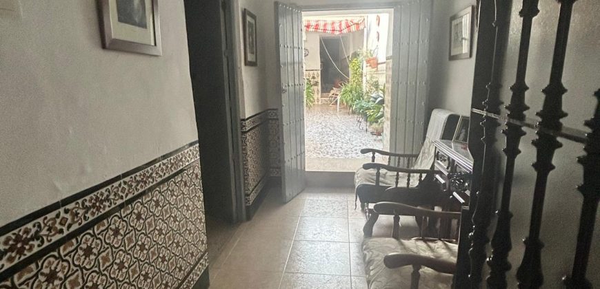 CASA EN BARRIO SAN MIGUEL