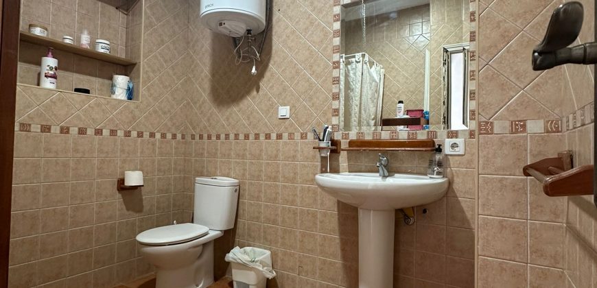 CASA EN BARRIO LA GUITA