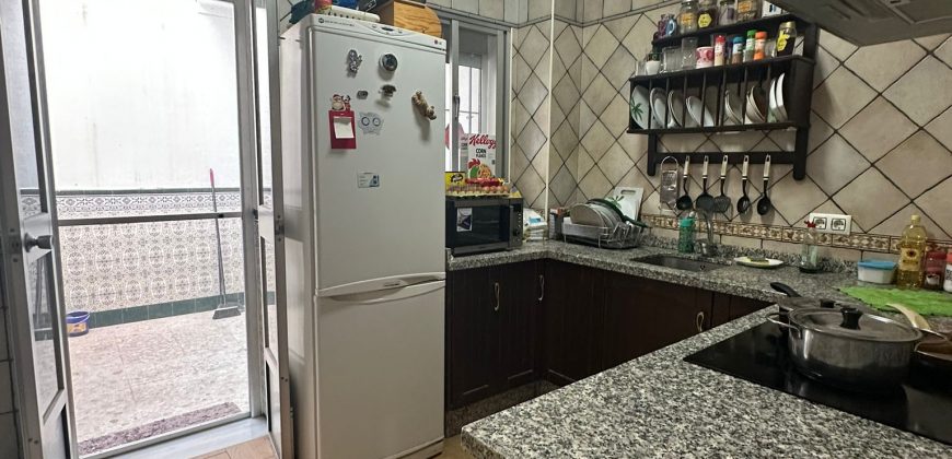 CASA EN BARRIO LA GUITA