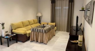 CASA CON COCHERA EN EL BARCO