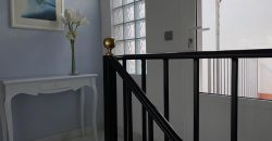 CASA CON COCHERA EN EL BARCO