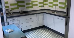 CASA CON COCHERA EN EL BARCO