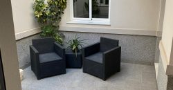 CASA CON COCHERA EN EL BARCO