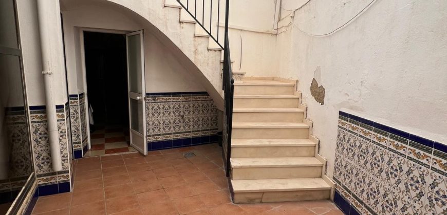 CASA MUY CERCA DEL CENTRO