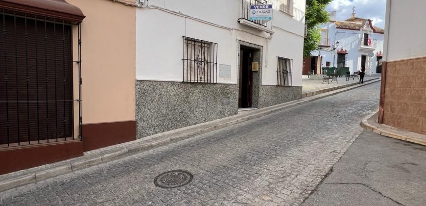 CASA MUY CERCA DEL CENTRO