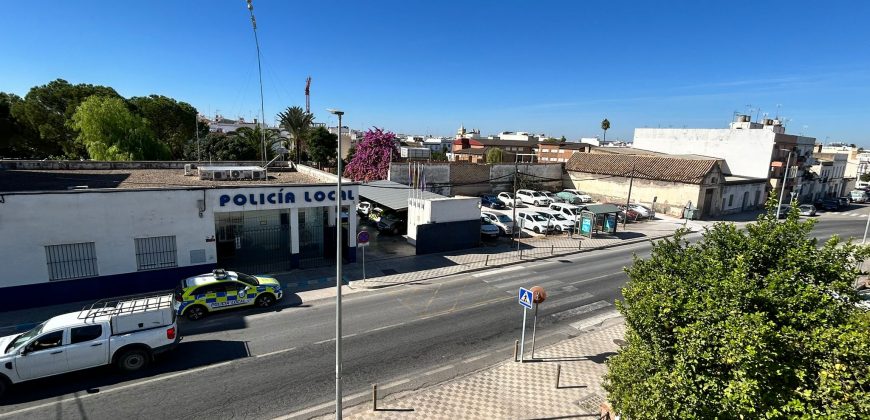 CASA EN CALLE COMPAÑÍA
