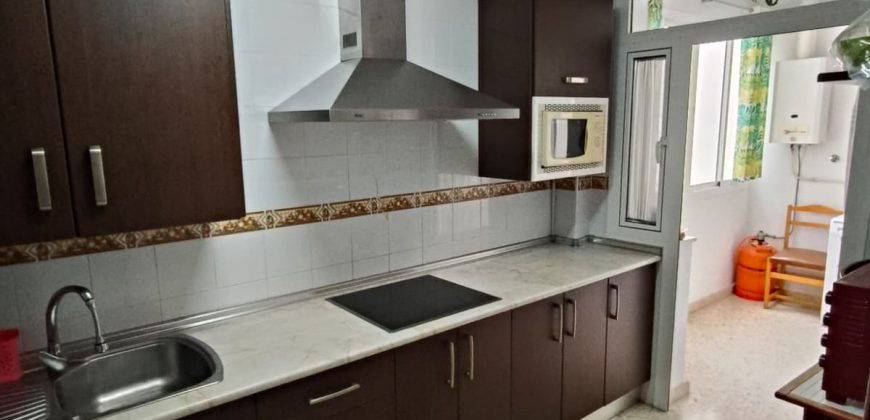 PISO EN 1ª PLANTA EN BARRIO LA GUITA