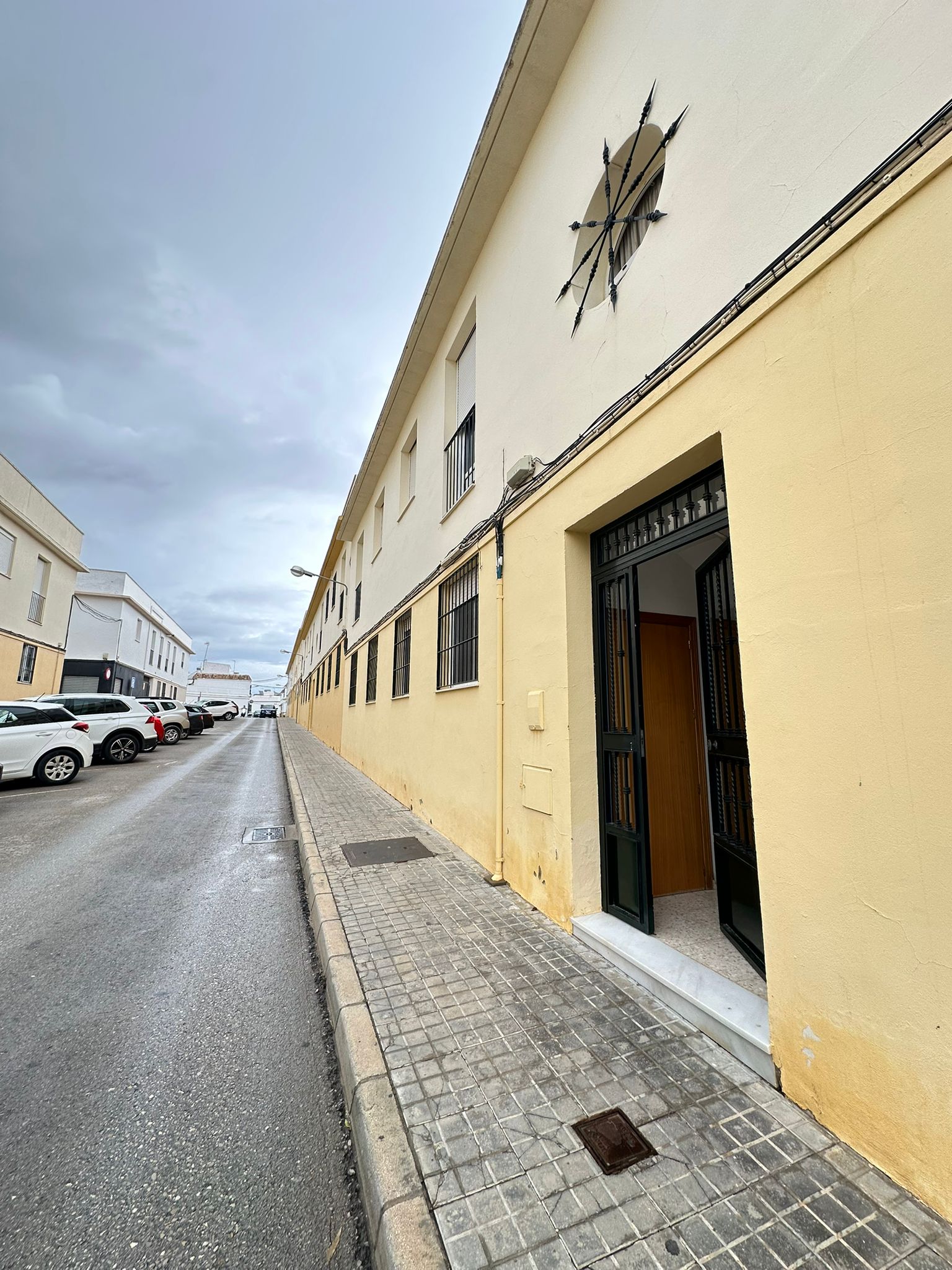 PISO EN PLANTA BAJA EN BARRIO LA GUITA