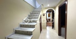 Adosado con sótano y patio en Pino Alto