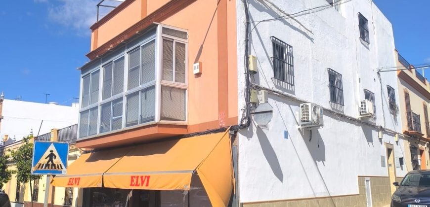 PISO EN PRIMERA PLANTA