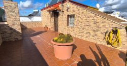 CASA DE DOS PLANTAS CON COCHERA