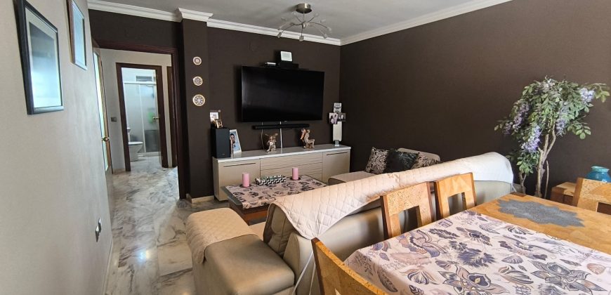 CASA DE DOS PLANTAS CON COCHERA