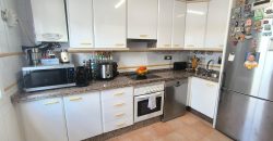 CASA DE DOS PLANTAS CON COCHERA