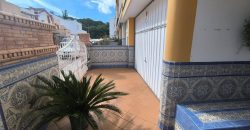 CASA DE DOS PLANTAS CON COCHERA