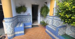 CASA DE DOS PLANTAS CON COCHERA