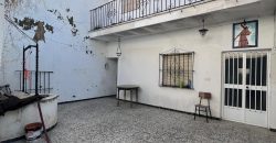 CASA DE DOS PLANTAS CERCA DEL CENTRO