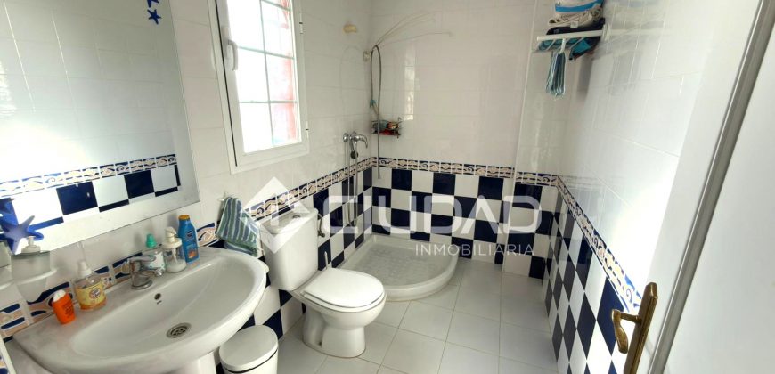 Chalet con jardín y piscina en Martín Miguel