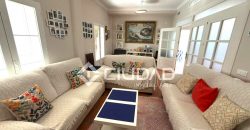 Chalet con jardín y piscina en Martín Miguel