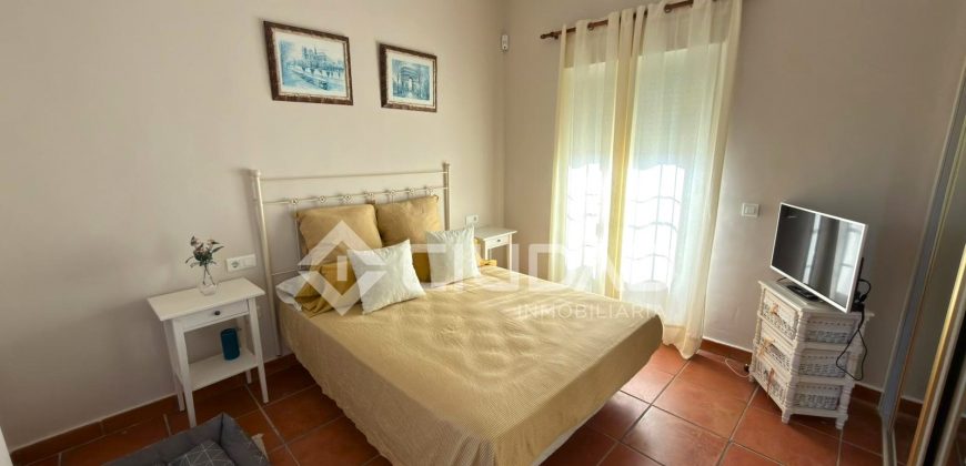 Chalet con jardín y piscina en Martín Miguel