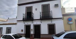 CASA + PISO INDEPENDIENTE EN MAIRENA.