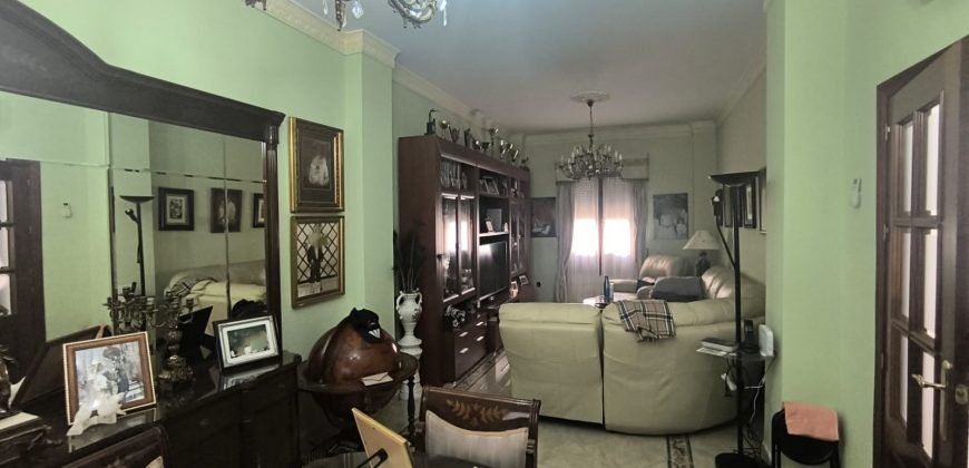 CASA CON COCHERA LISTA PARA ENTRAR A VIVIR