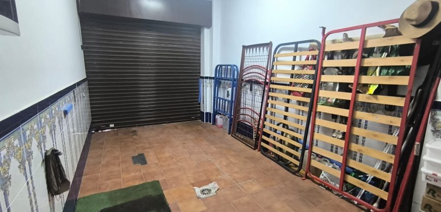 CASA CON COCHERA LISTA PARA ENTRAR A VIVIR